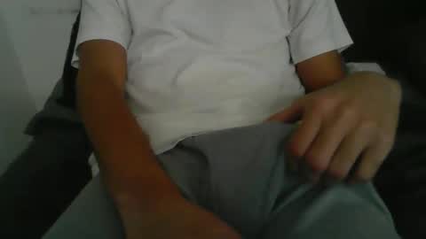 latinman7945 online show from 12/15/25, 07:45