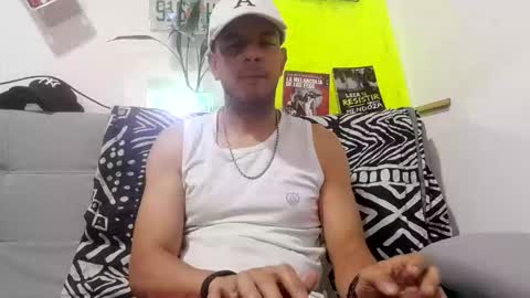 latinmartin254 online show from 09/15/25, 02:33