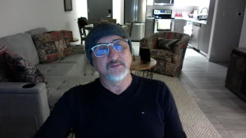 QS - INDEPENDENT MODEL online show from 01/28/25, 03:36