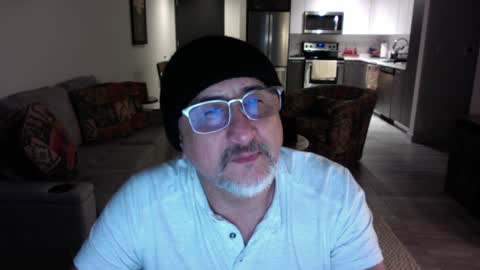 QS - INDEPENDENT MODEL online show from 02/02/25, 02:17