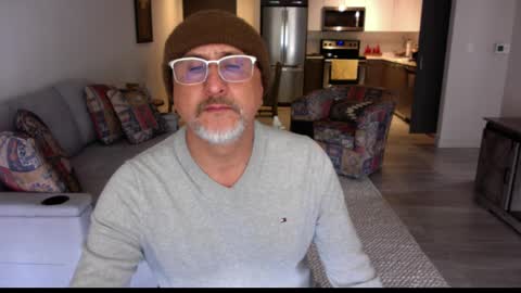 QS - INDEPENDENT MODEL online show from 02/28/25, 07:46