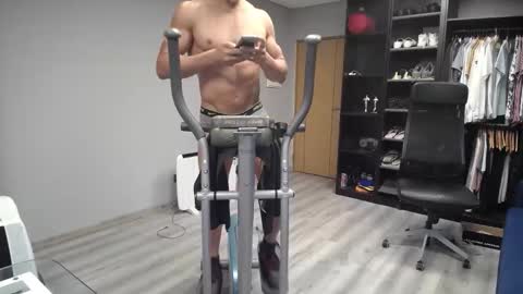 sam online show from 10/25/25, 08:00