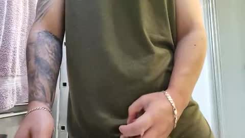 latino8484 online show from 10/01/25, 06:19