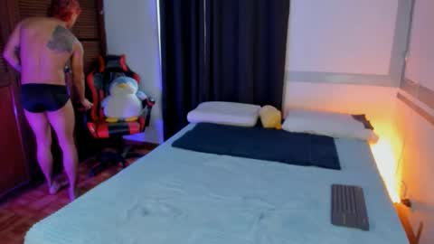 latino_boysmiles online show from 04/08/26, 05:02