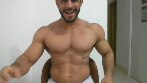Snapshot of latino_rodri chatting on 06/17/26, 01:56 latino_rodri online show from 06/17/26, 01:56