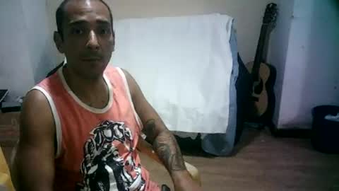 Snapshot of latinounder chatting on 07/04/26, 01:12 latinounder online show from 07/04/26, 01:12