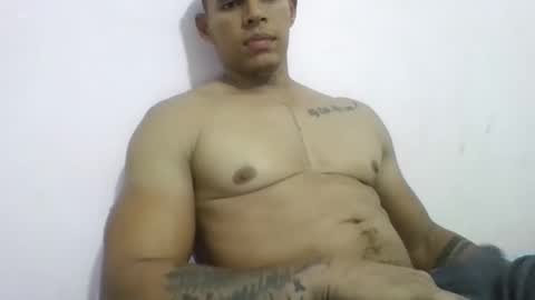 latinoxxl22cm online show from 02/19/25, 04:12