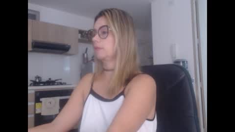 latinpaprika online show from 02/20/25, 12:04