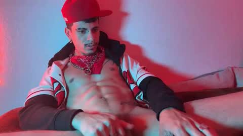 latinprincee online show from 05/04/26, 04:03
