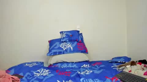 Snapshot of latinsecretfantasy chatting on 01/06/25, 03:19 latinsecretfantasy online show from 01/06/25, 03:19