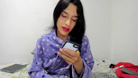 Snapshot of latinsecretfantasy chatting on 01/30/25, 04:27 latinsecretfantasy online show from 01/30/25, 04:27