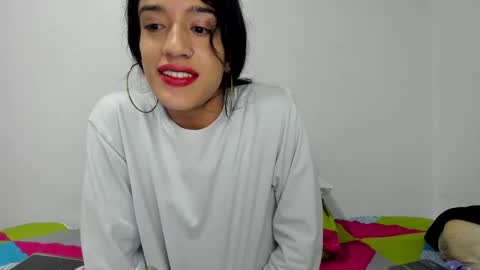 Snapshot of latinsecretfantasy chatting on 02/03/25, 09:52 latinsecretfantasy online show from 02/03/25, 09:52