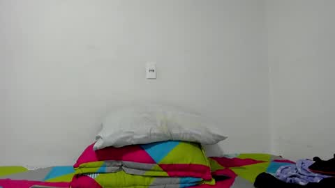 Snapshot of latinsecretfantasy chatting on 02/03/25, 12:57 latinsecretfantasy online show from 02/03/25, 12:57