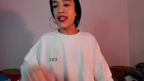 Snapshot of latinsecretfantasy chatting on 02/06/25, 07:02 latinsecretfantasy online show from 02/06/25, 07:02