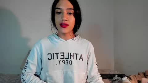 Snapshot of latinsecretfantasy chatting on 02/24/25, 01:46 latinsecretfantasy online show from 02/24/25, 01:46