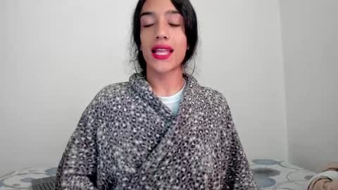 Snapshot of latinsecretfantasy chatting on 03/04/25, 04:52 latinsecretfantasy online show from 03/04/25, 04:52