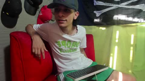 Angel online show from 06/24/26, 10:09