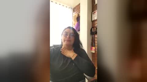 Julieta online show from 07/15/26, 08:03