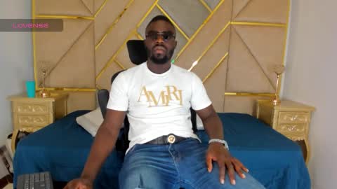 LEANDRO online show from 10/27/25, 03:10