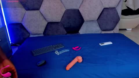 LEANDRO online show from 03/09/26, 03:54