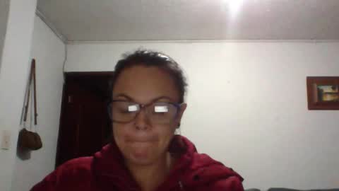 Snapshot of lau16310 chatting on 01/17/26, 11:41 Laura online show from 01/17/26, 11:41
