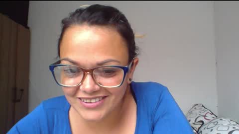 Snapshot of lau16310 chatting on 02/06/26, 09:29 Laura online show from 02/06/26, 09:29