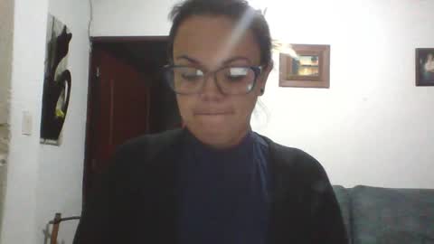 Snapshot of lau16310 chatting on 02/15/26, 01:57 Laura online show from 02/15/26, 01:57
