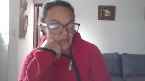 Snapshot of lau16310 chatting on 02/16/26, 01:18 Laura online show from 02/16/26, 01:18