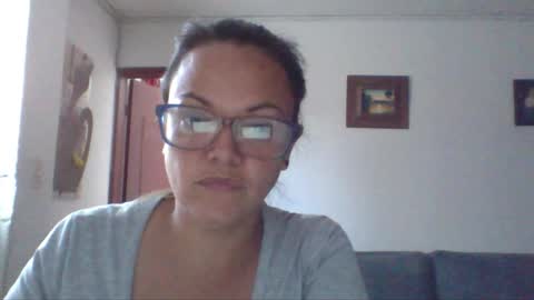 Snapshot of lau16310 chatting on 02/20/26, 04:29 Laura online show from 02/20/26, 04:29