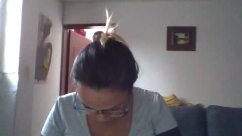 Snapshot of lau16310 chatting on 02/25/26, 01:43 Laura online show from 02/25/26, 01:43