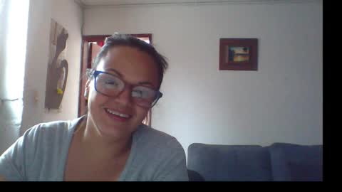 Snapshot of lau16310 chatting on 03/03/26, 06:25 Laura online show from 03/03/26, 06:25
