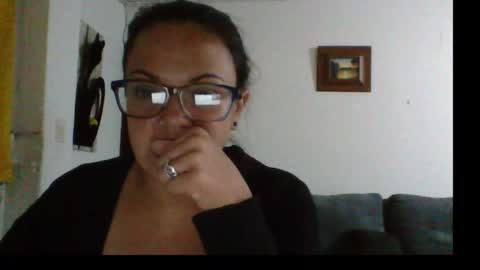 Snapshot of lau16310 chatting on 03/05/26, 11:34 Laura online show from 03/05/26, 11:34