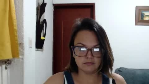 Snapshot of lau16310 chatting on 07/13/26, 12:24 Laura online show from 07/13/26, 12:24