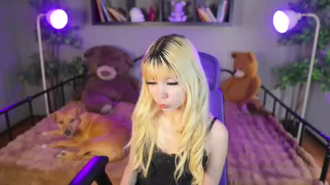 laukyubey1 online show from 10/12/25, 08:30