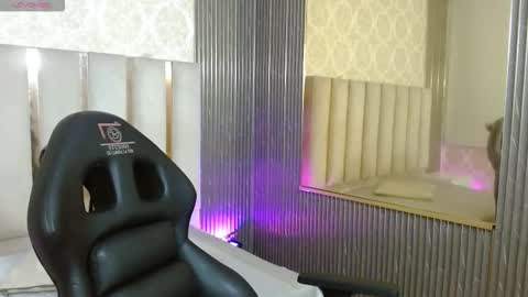 laulin_tay online show from 02/08/26, 03:54