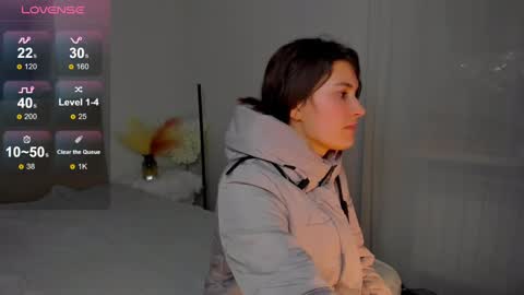 Laura online show from 02/25/25, 12:34