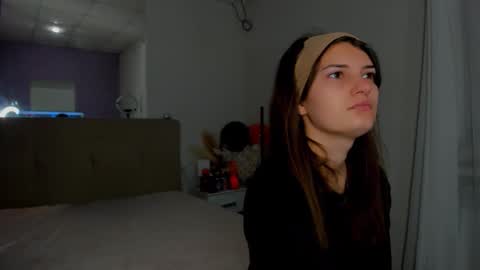 Laura online show from 11/07/25, 06:24