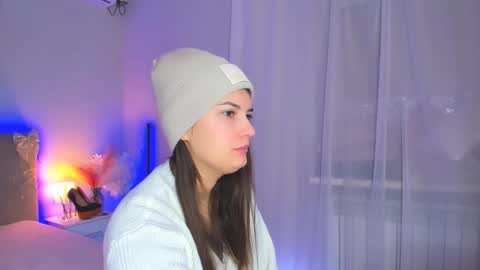 Laura online show from 02/17/26, 06:32