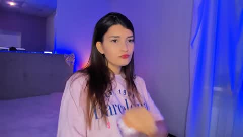 Laura online show from 05/22/26, 05:14