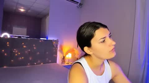 Snapshot of laura__leee chatting on 07/07/26, 05:10 Laura online show from 07/07/26, 05:10