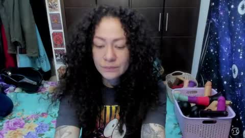 Snapshot of laura_anal_ chatting on 05/05/26, 03:53 Wen online show from 05/05/26, 03:53