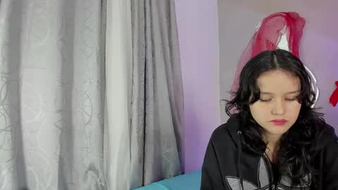 laura_and_kevin online show from 11/29/25, 11:08