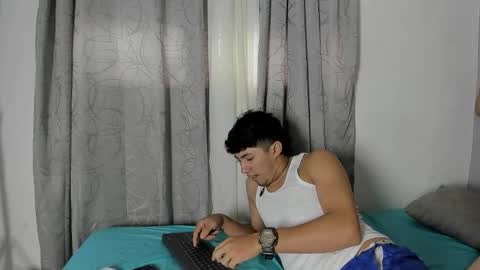 laura_and_kevin online show from 12/04/25, 09:56