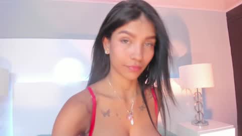 Laura online show from 01/19/25, 06:43