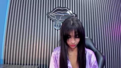 Laura online show from 02/03/25, 04:20