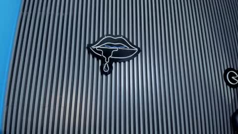 Laura online show from 02/20/25, 06:57