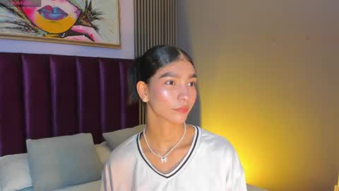 Snapshot of laura_aristizabal_19 chatting on 05/21/26, 11:50 Laura online show from 05/21/26, 11:50