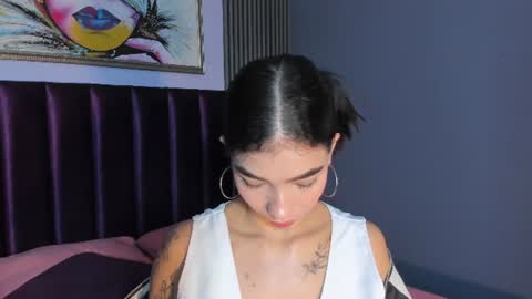 Laura online show from 06/19/26, 11:58