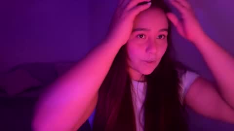 laura online show from 03/10/26, 12:04