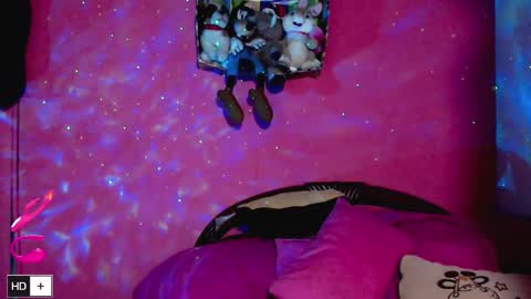 weedcam Curly Laura OF    online show from 03/12/26, 12:22